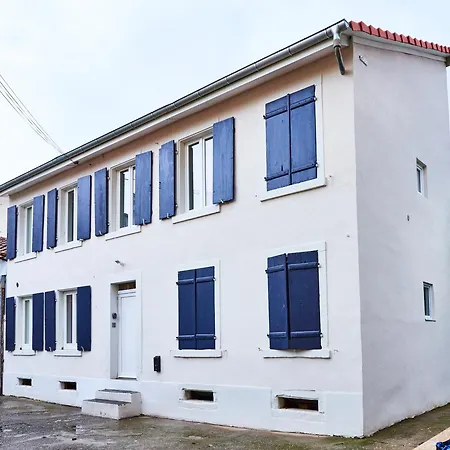 Rbb 1d-studio 1 A 2 Personnes Equipe-1er Etage 아파트 *